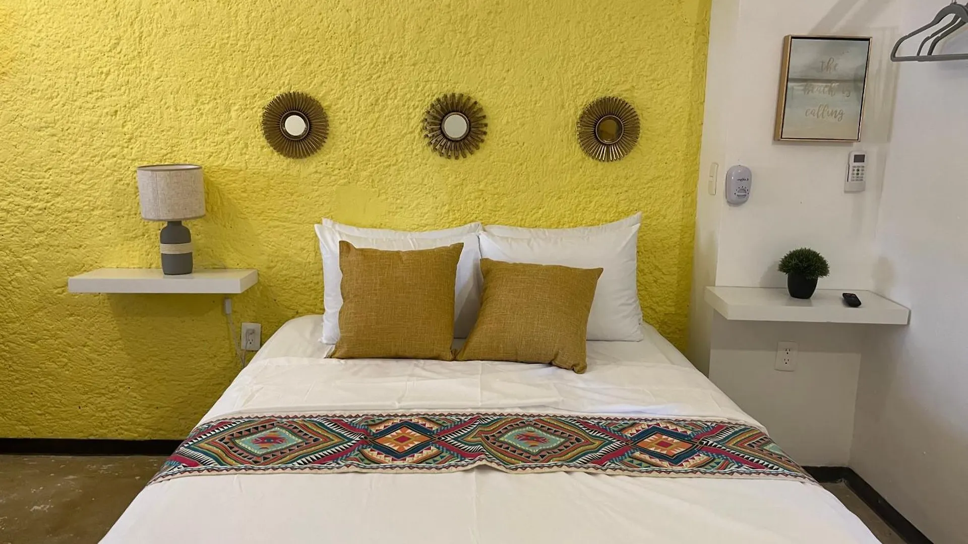 Hostel Yellow Suite Cancun Mexico